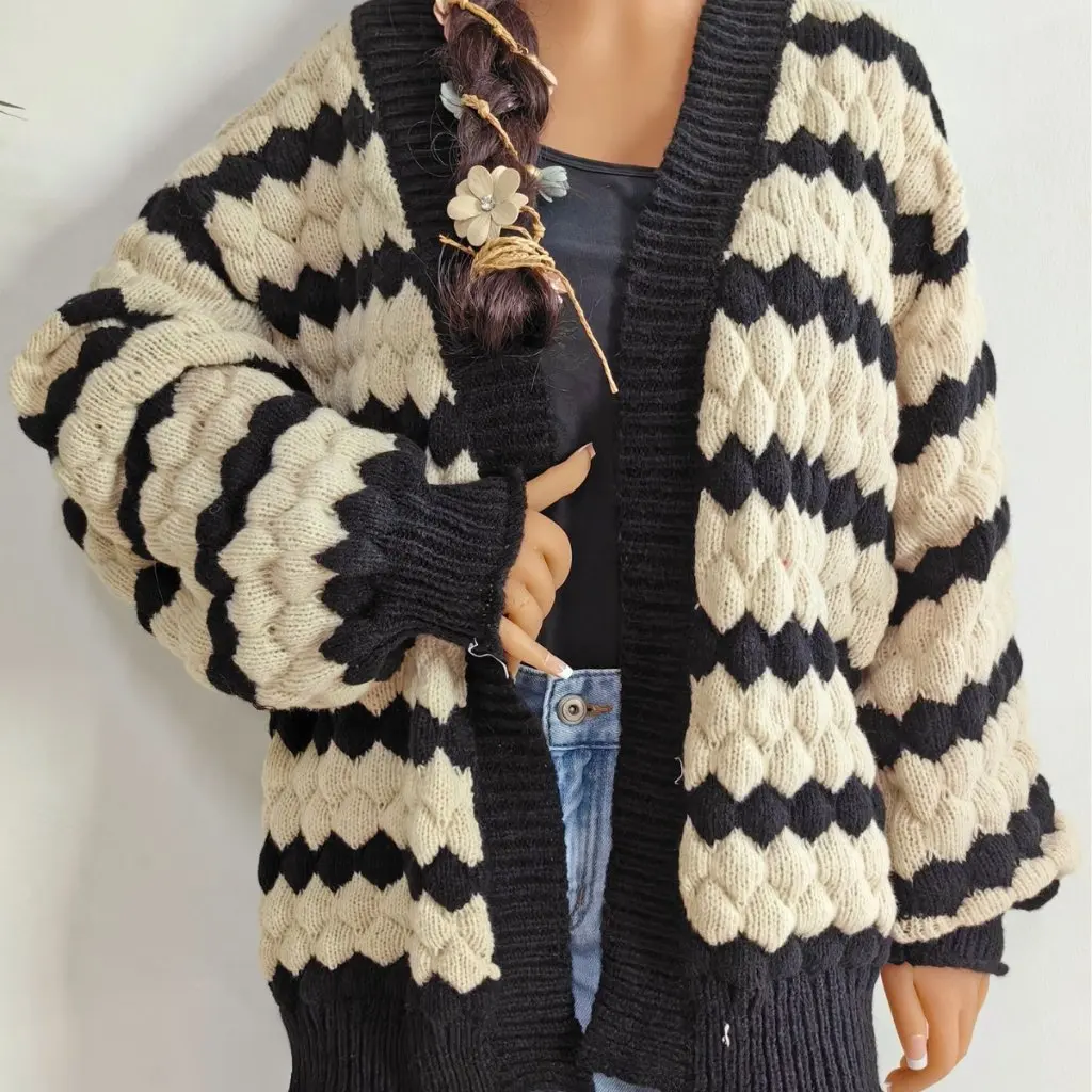 

Women's 3D Pineapple Print Striped Sweater Cardigan European American Style Contrast Color Stitching M650