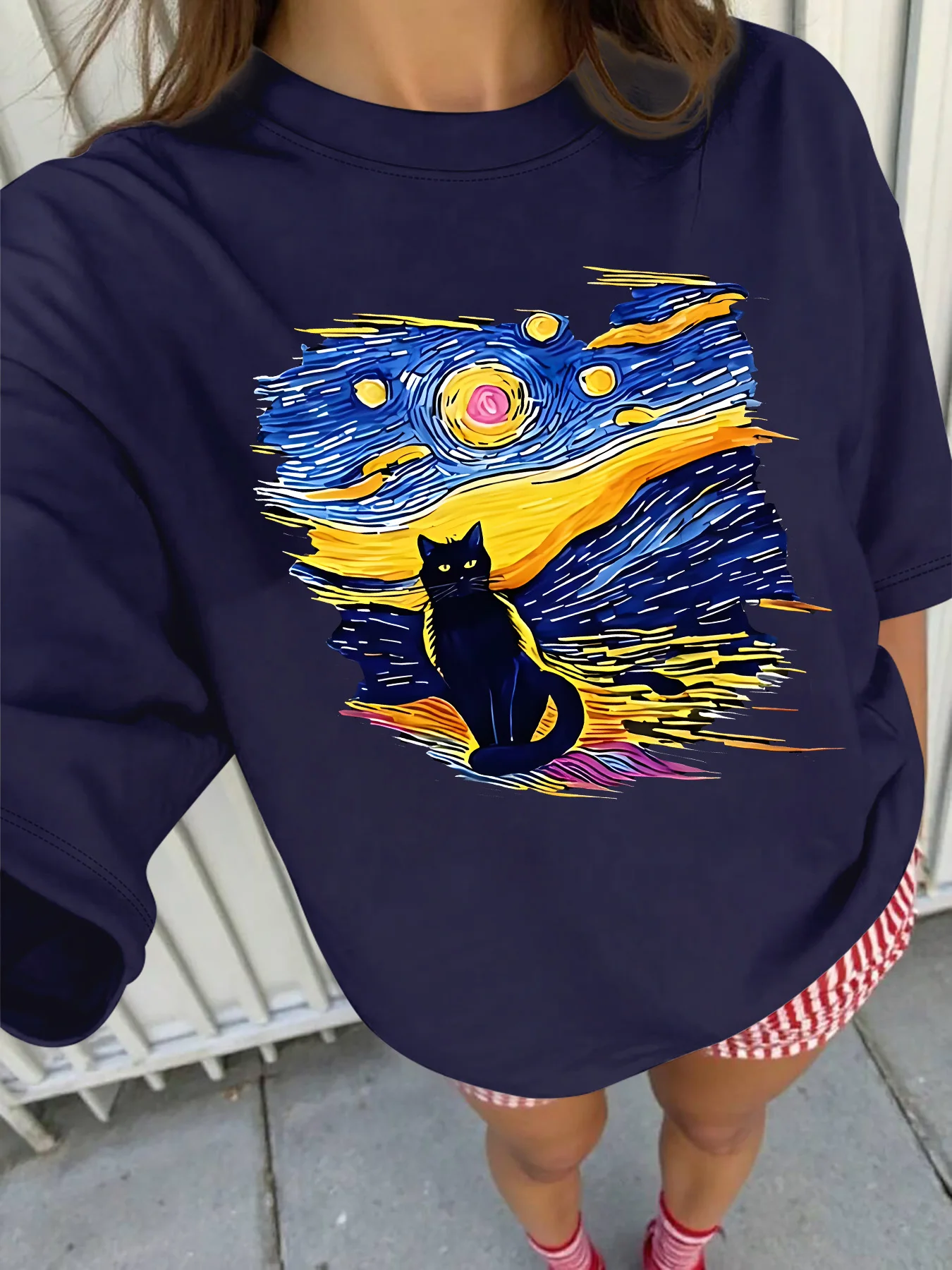 プラスサイズのカジュアルアートをテーマにしたTシャツ、半袖、ユニークなプリント