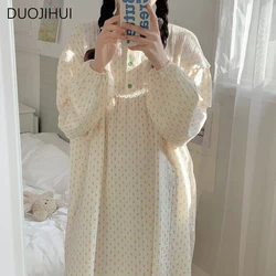 DUOJIHUI Spring New Women's Lace Lace Round Neck Nightwear Korean Fashion Sweet Women Long Sleeved Home Furnishing Nightwear