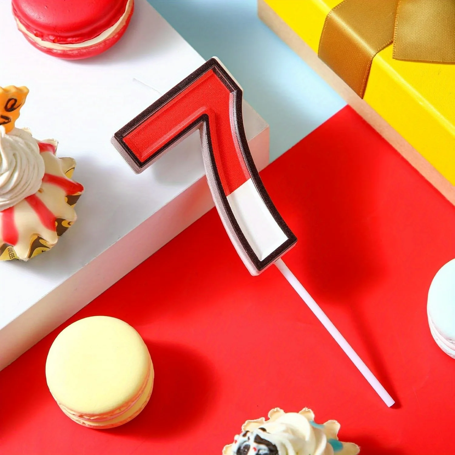 Red,White and Black Digital Birthday Candles,Cartoon Number0-9CakeCandlesVery Suitable for BirthdaysChristmas Candle Decorations