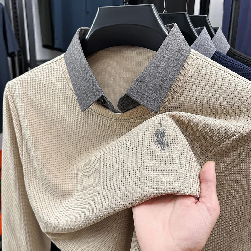 

Высококачественная марка Мужчины перевернутым воротником свитер роскошный пони вышитый Личность Ложные два Проектирование модных новых пункт отдых джемпера