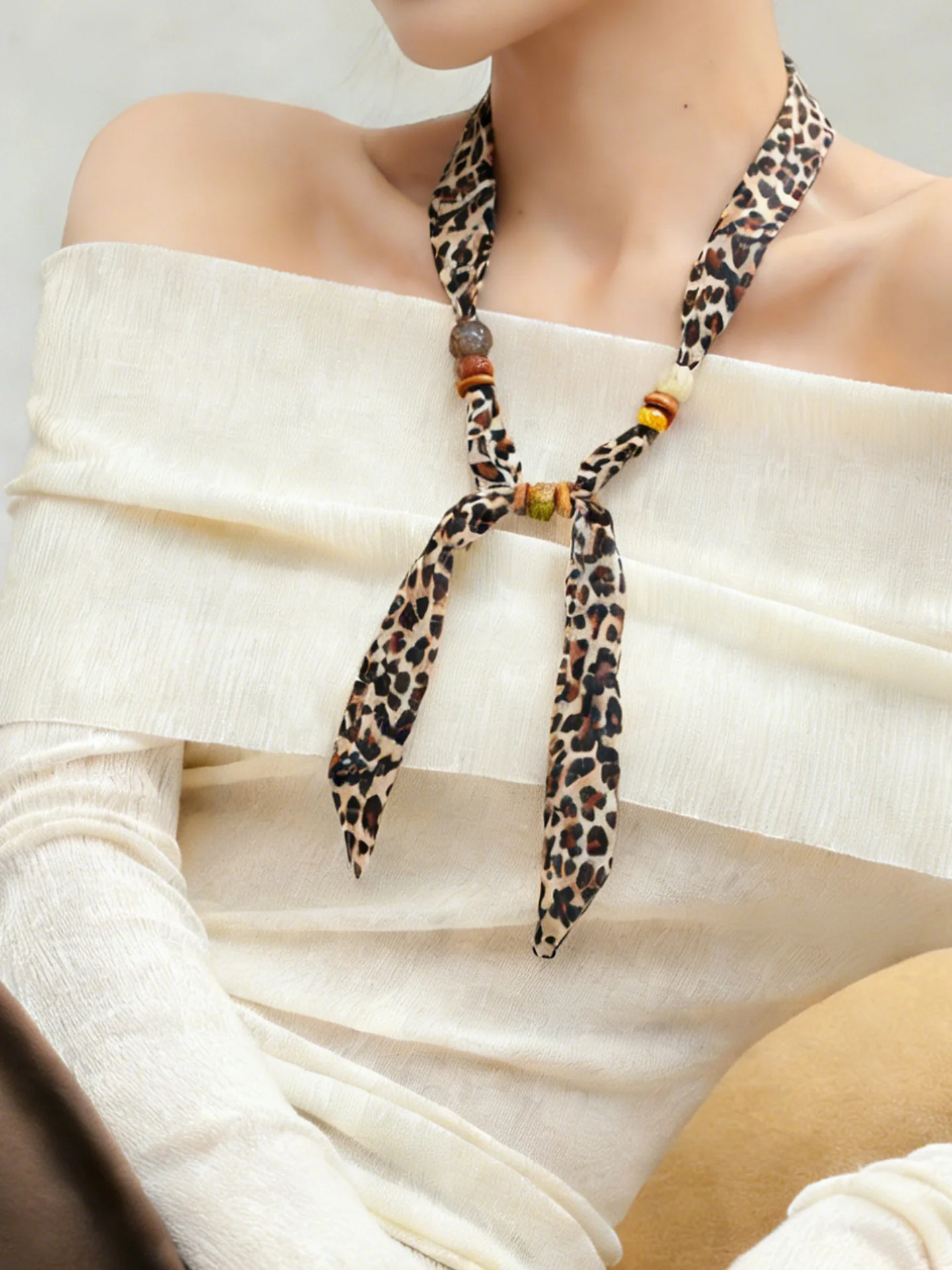 lenco-feminino-elegante-com-estampa-de-leopardo-e-contas-estilo-colar-de-amarrar-com-toque-sofisticado-para-decoracao-de-golas-e-camisas