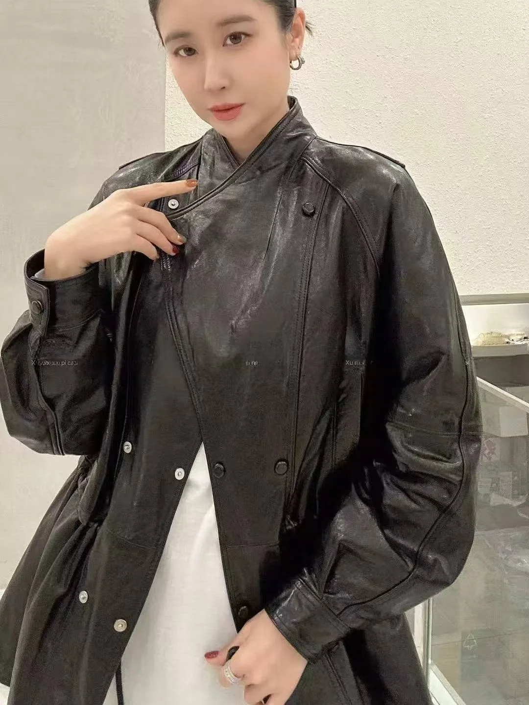 

Новая женская кожаная куртка Ning Spring Autumn из овчины средней длины, премиум-класса, подходит для небольших размеров