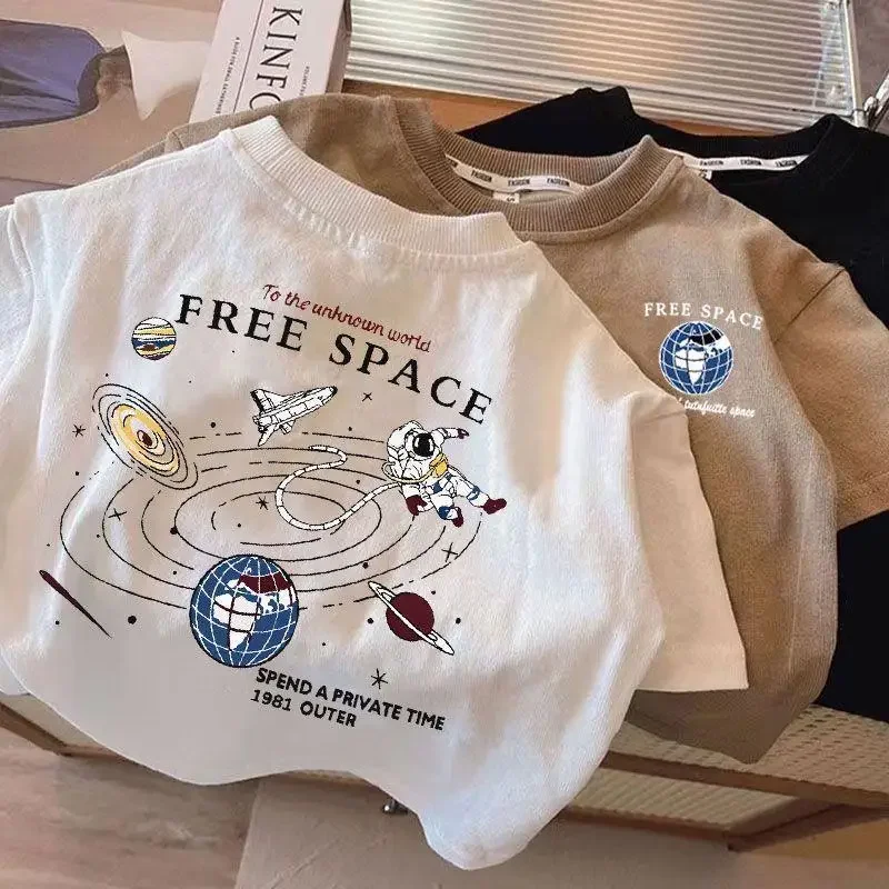 Meistverkauftes Kinder-Baumwoll-T-Shirt mit niedlichem Weltraum-Musterdruck, stylisches und atmungsaktives Kurzarm-Oberteil – Detail 3