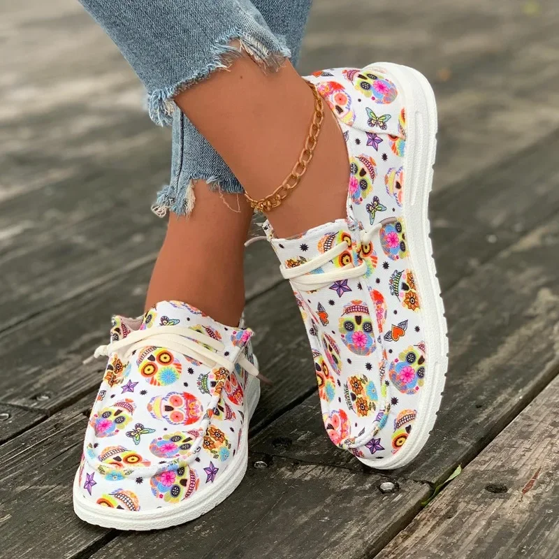 Zapatos informales con estampado de Halloween para mujer, zapatillas de lona ligeras y cómodas, calzado deportivo de punta redonda para exteriores, novedad de 2024