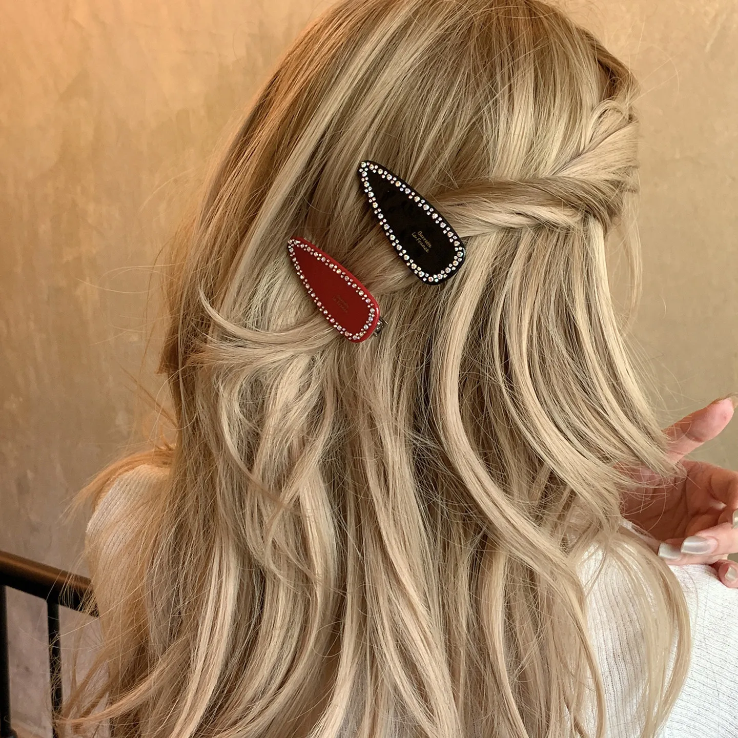 

Заколка-уточка в корейском стиле с полным алмазным паве, из акрила и ацетата, овальная, для челки и боковых прядей, женская, для девушек, милая, элегантная, для фиксации непослушных волос, для повседневного использования