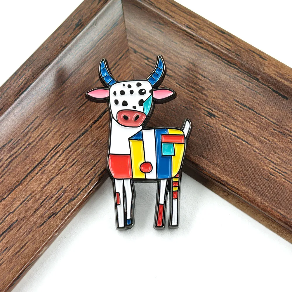 Retro and Diverse Style Brooch Rock Art Fun Enamel Pin European Emblem Art Animal Metal Badge Artistic and Fun Slogan Lapel Pin