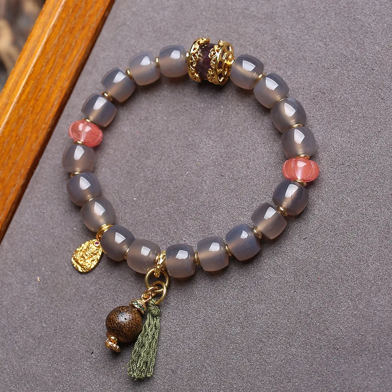 pulsera-de-agata-gris-natural-con-colgante-de-buda-de-tres-caras-engastado-en-un-cierre-de-agata-y-un-colgante-de-madera-de-agar