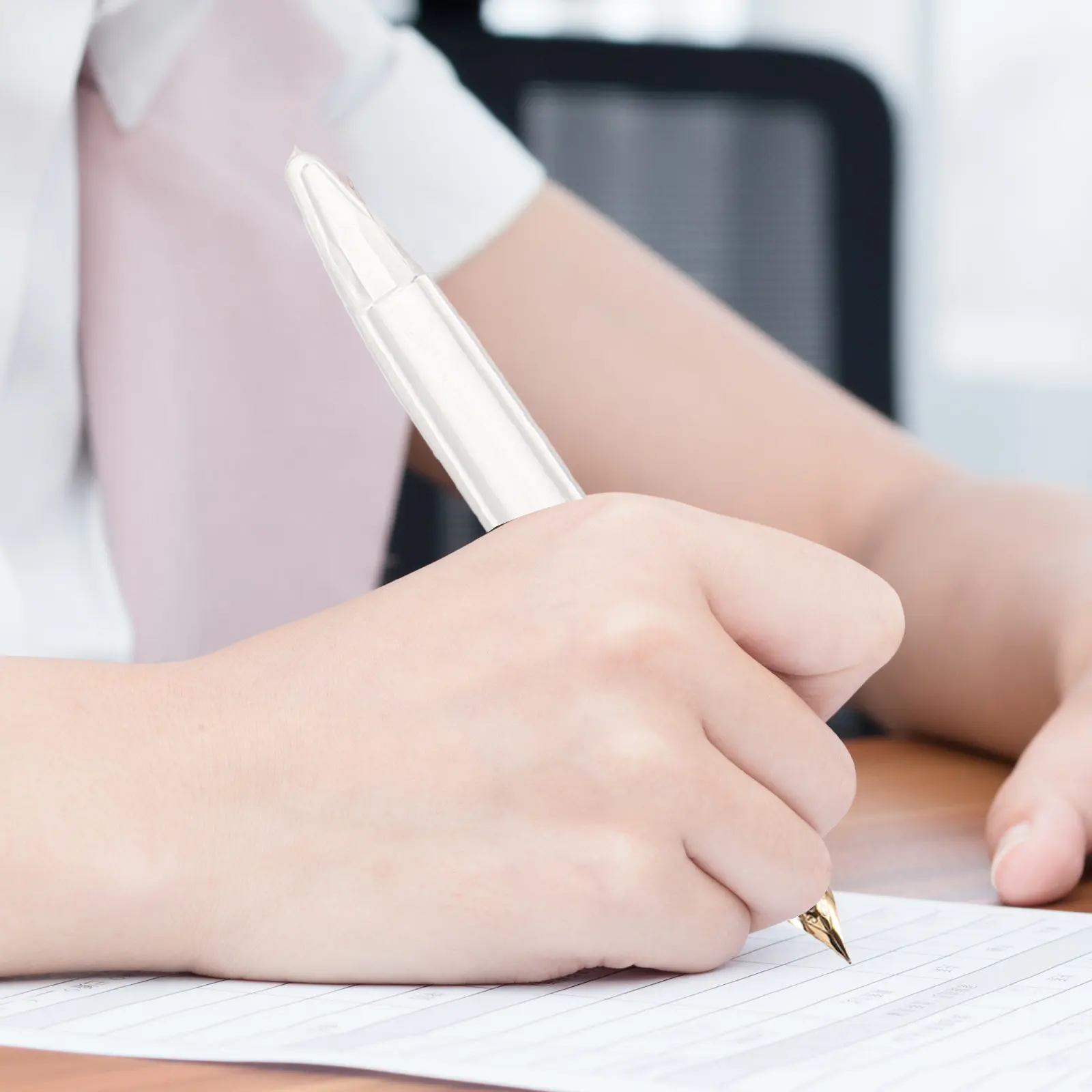 

Fountain Pen Transparent Acrylic Large-Capacity Refillable Ink Pen Fine Nib 0.5mm Smooth Writing Office Supply Drawing