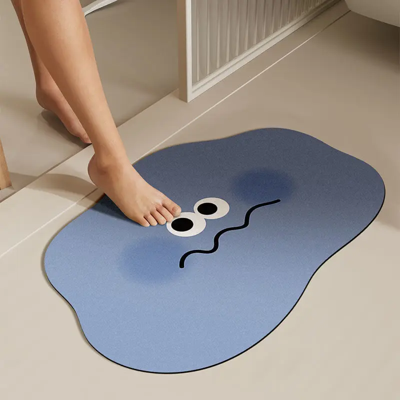 Cartoon smile pattern ugly cute diatom mud absorbent floor mat door bathroom toilet non-slip foot mat carpet household