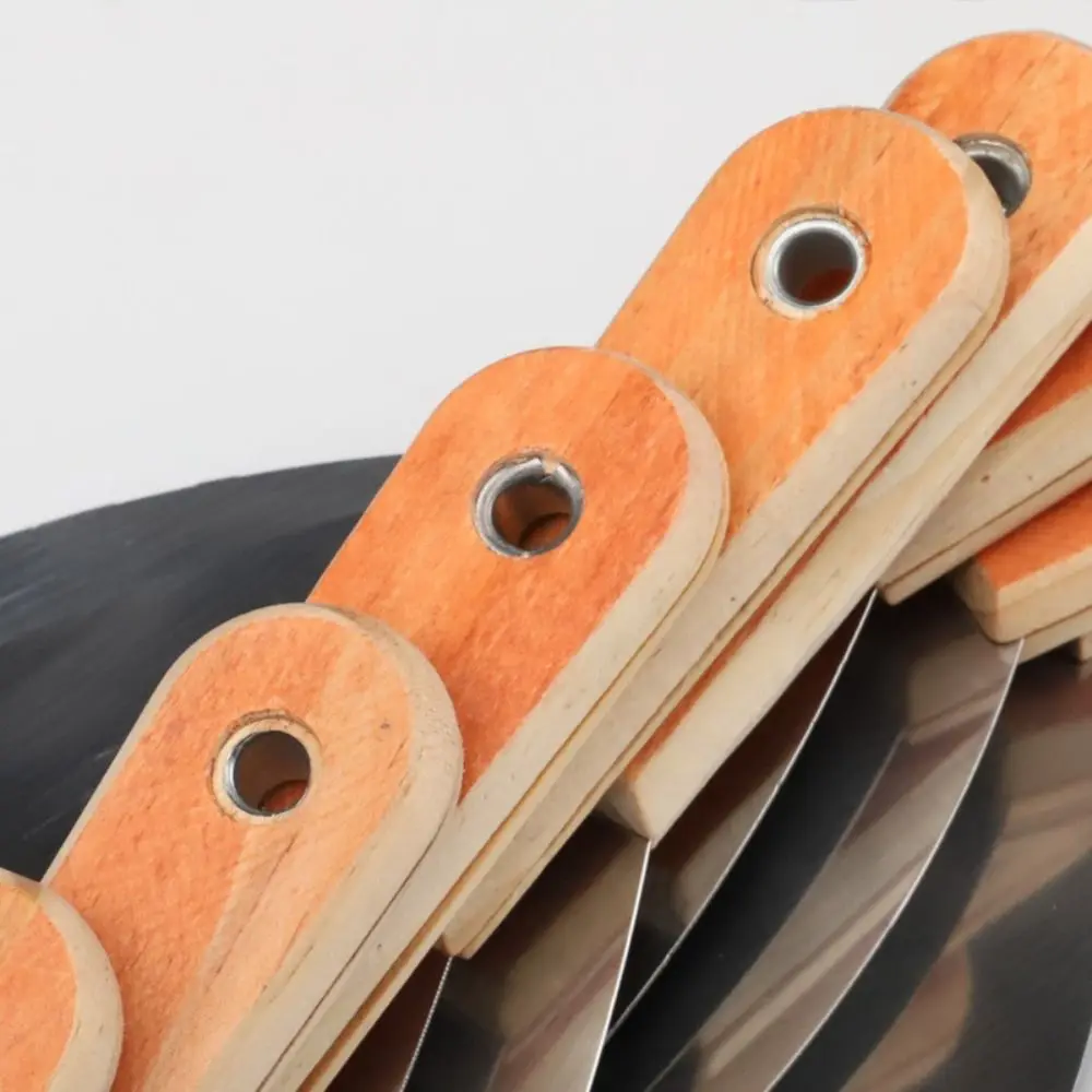 Raschietto per pulizia in acciaio inossidabile Manico in legno Maniglia antiscivolo Strumenti per pittura Paga materiali in gesso Raschiare le superfici Spatola per pulizia