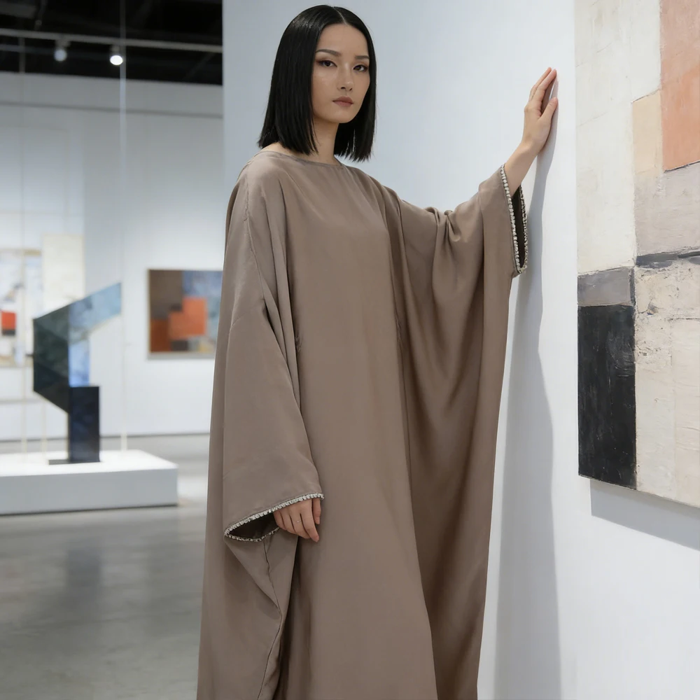 

Eid Muslim Kaftan Satin Batwing Abaya Dubai Luxury Arabic African Dresses Abayas for Women Caftan Marocain Robe Femme Musulmane