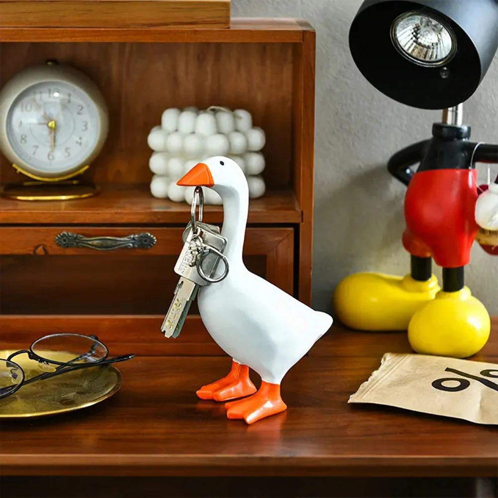 Cute Duck Statue Key Hanger Kawaii Magnetic Silly Goose Figurine Resin Goose Duck Sculpture Funny Crafts Office Desk Decor Gifts