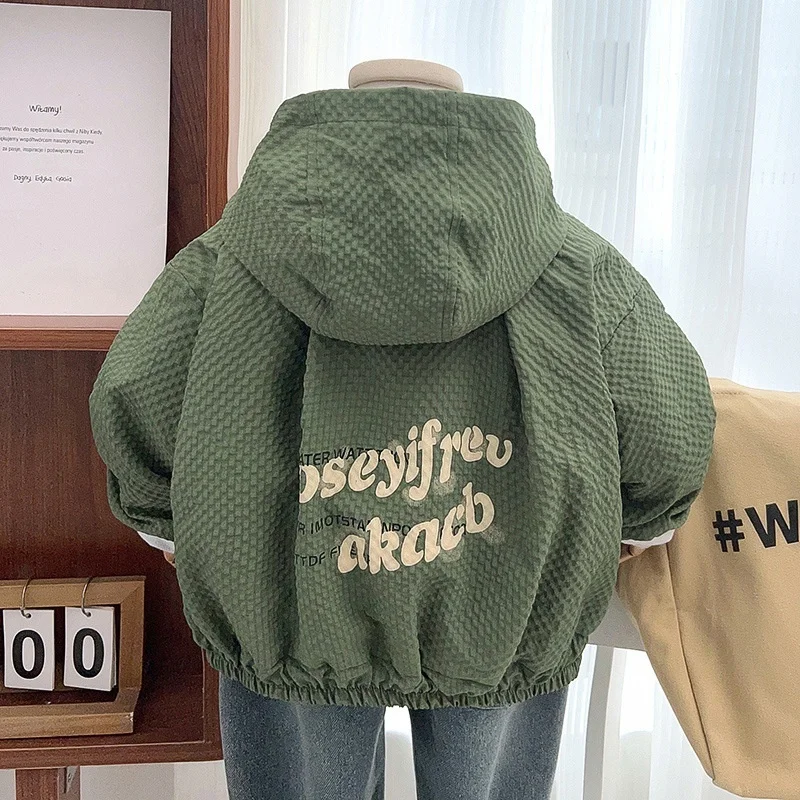 Abbigliamento per bambini Cappotto casual per bambini 2025 Camicia con cerniera carina primaverile Ragazzi e ragazze Nuova giacca abbinata in stile coreano alla moda