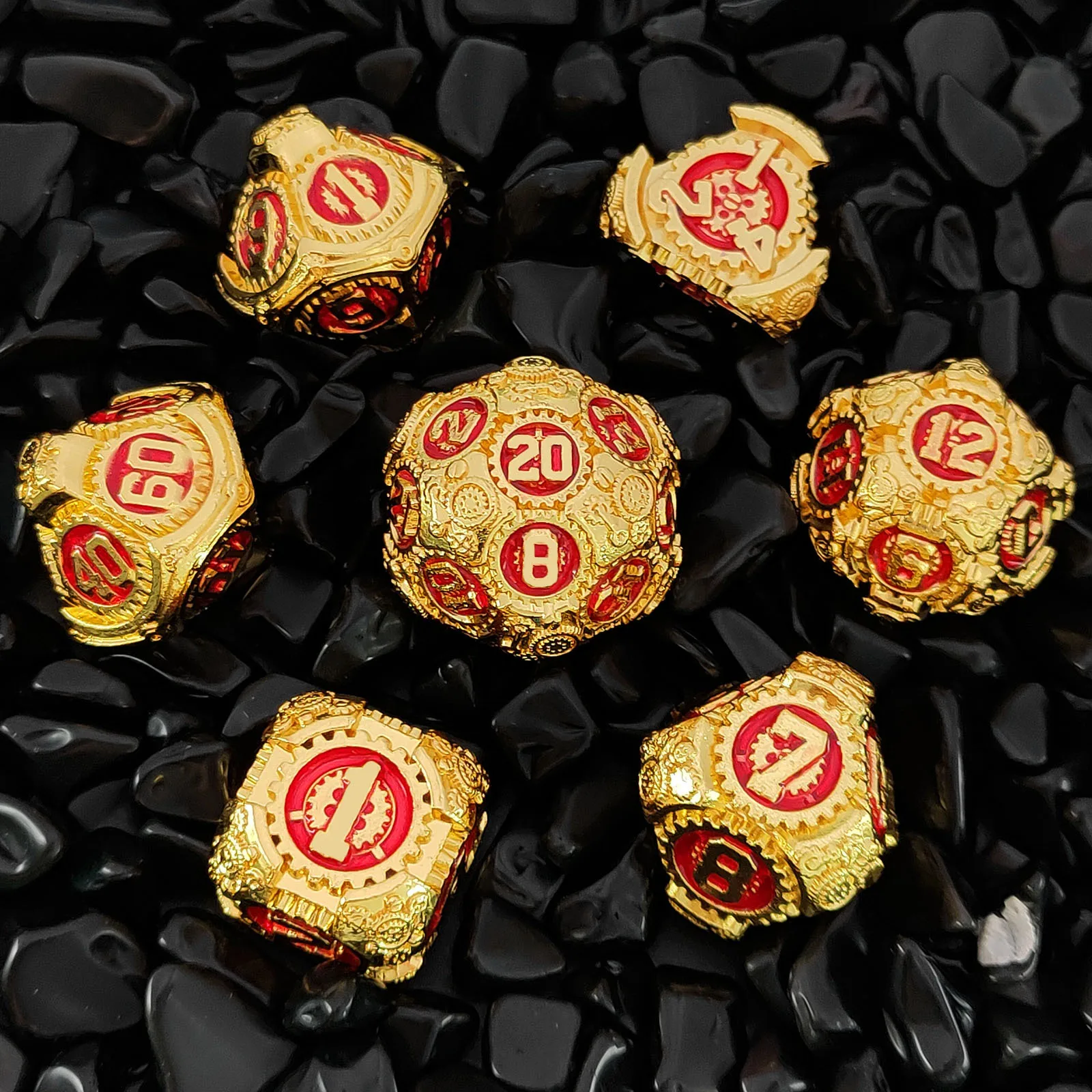 

7Pcs DND Metal Dice Set Golden Red Gear Solid Dice D&D Board Game Dungeons Dragon TRPG Polyhedral Digital Dice Table Game D6~D20