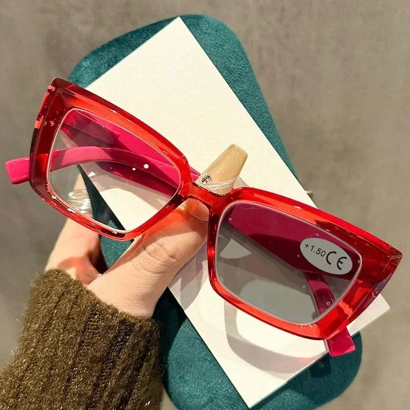 Light-sensitive Color-changing Cat Eye Reading Glasses Women's Fashion Anti Blue Light Presbyopia Sunglasses for Female +1.0+2.0