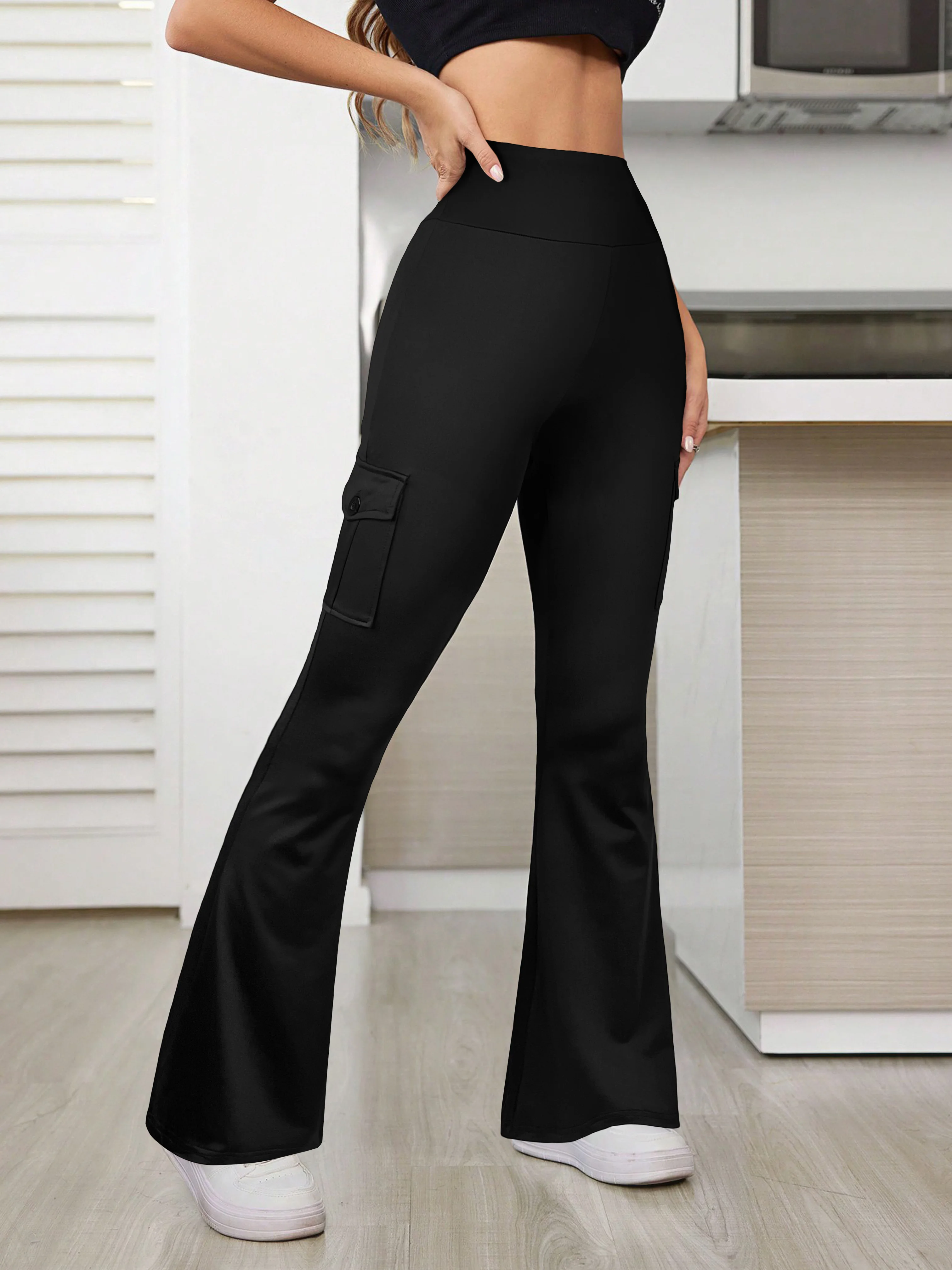

European and American style wide-leg, hip-lifting, tight-fitting casual flared pants, high-waisted, slightly flared trousers