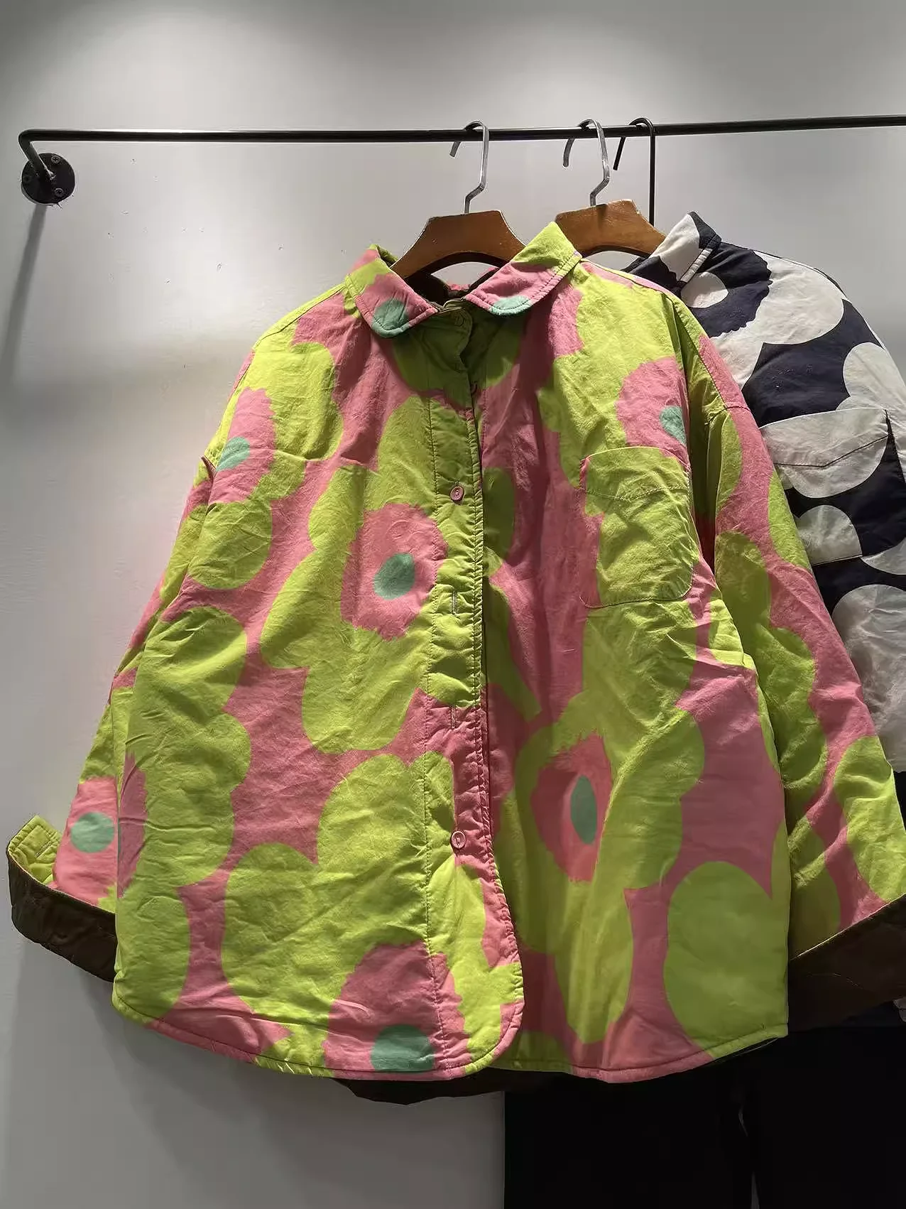 Busto 122 cm Taglie forti Abbigliamento donna Camicie imbottite in cotone 100% Giacca per donna Giacca imbottita calda floreale invernale Capispalla