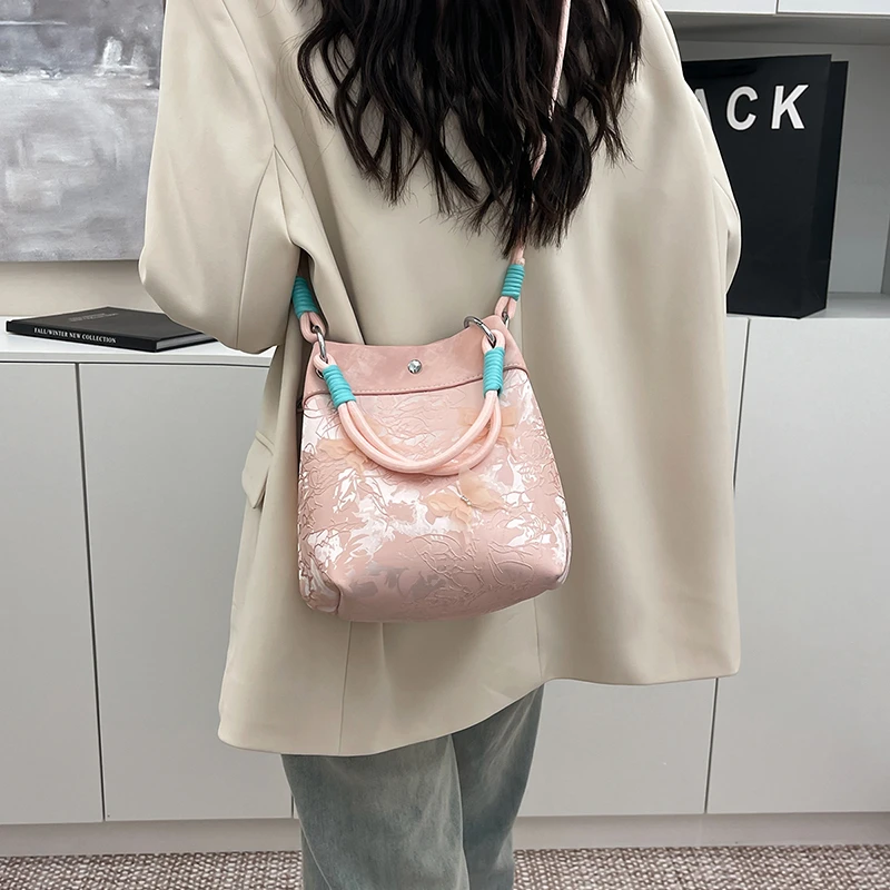 

Женская кожаная модная роскошная классическая дизайнерская сумка через плечо Элегантная сумка через плечо для повседневного современного вида