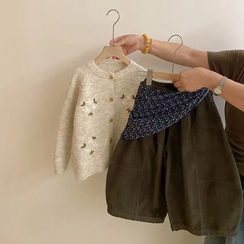 Girls' Spring and Autumn  New Children Knitted Sweater Cardigan Printed Corduroy Contrasting Color Fart Curtain Wide Leg Pants