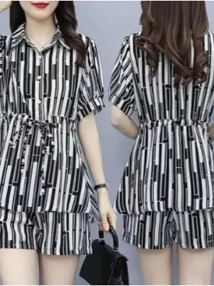 plus Size Casual Sportswear Set Women Summer Clothes Slimming Concealing Striped Wide Leg Shorts Two Piece Set Fashionable Ko...