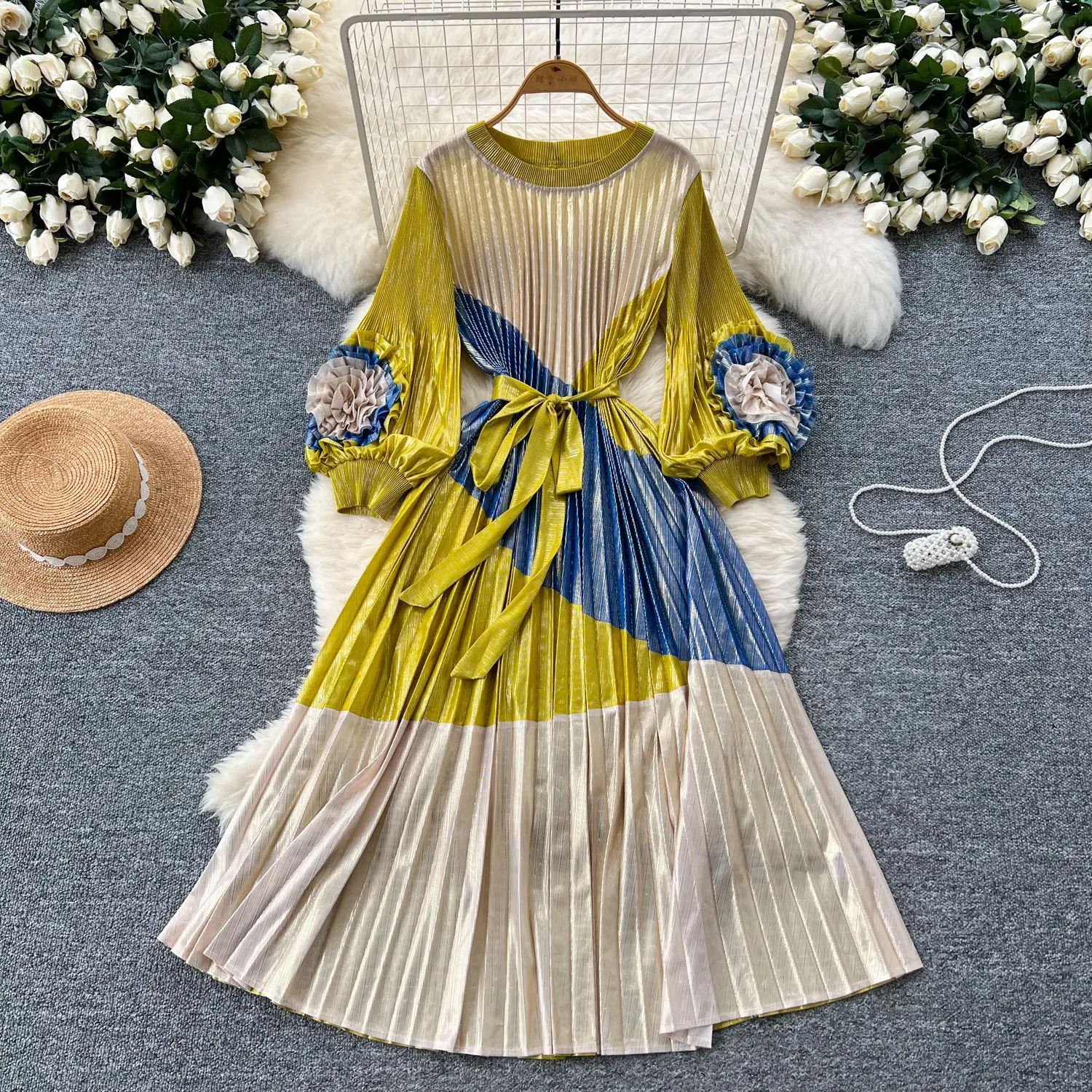 Miyake Pleated Dress Women's Retro Elegant Three-dimensional Flower Lantern Sleeve Waist Loose Pleated Long Dress 2025 New