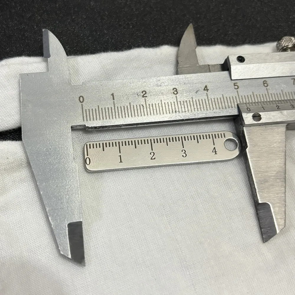 Portable Stainless Steel Mini Ruler Anti Lost Small Size Metal Ruler Keychain Mini Straight Ruler School Supplies