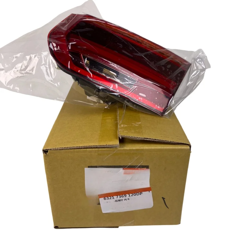 

For 2016-2018 F30 F80 BMW 3 Series M3 with LED Bulb Rear Tail Light Brake Lamp 63217369117 63217369118 63217369119 63217369120