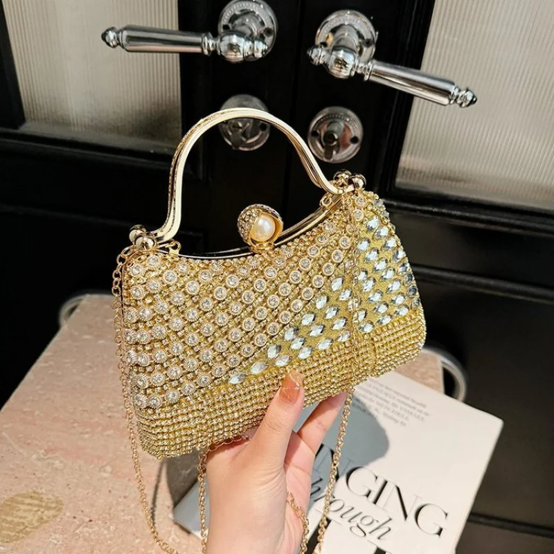 

Luxury Women's Shoulder Bag Crafted From Fine Leather Featuring Popular Classic Elegant And Vintage Daily Look​