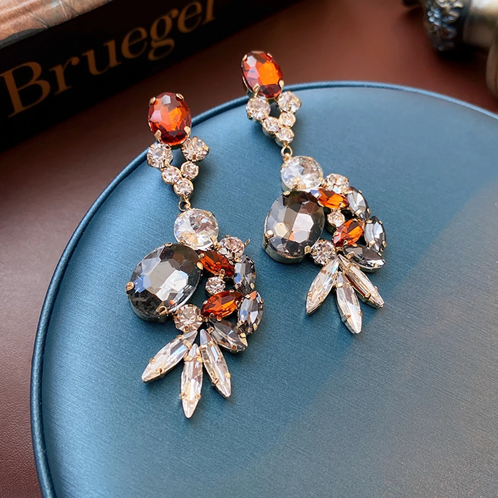 

New Trendy Luxury Rhinestone Irregular Personalized Earrings High Quality Vintage Women Jewelry Charms Holiday Party Accessories