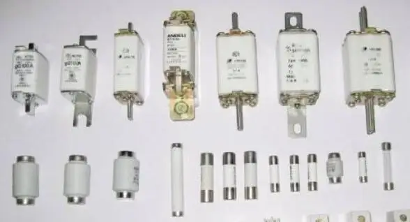 

170M6588 315A 170M6588 350A 170M6590 400A 170M6591 450A 170M6592 500A 170M6593 550A 170M6594 630A ПИТАНИЕ НОВЫЕ