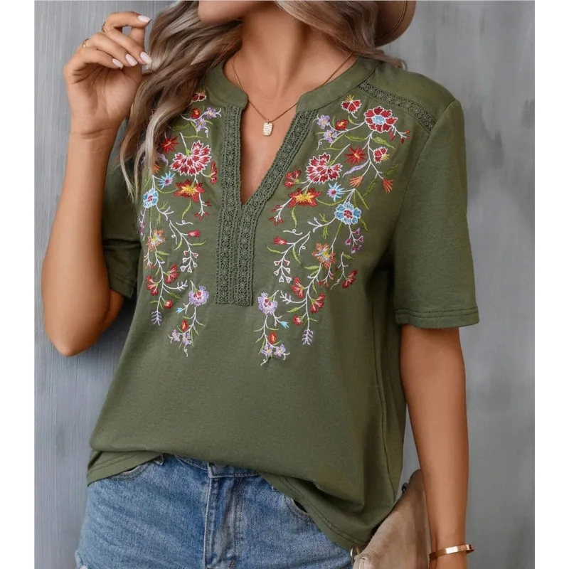 2024 Summer New Fashionable Ten Thousand Needle Embroidery Splicing V-neck Lace Top Casual Loose Women's T-shirt