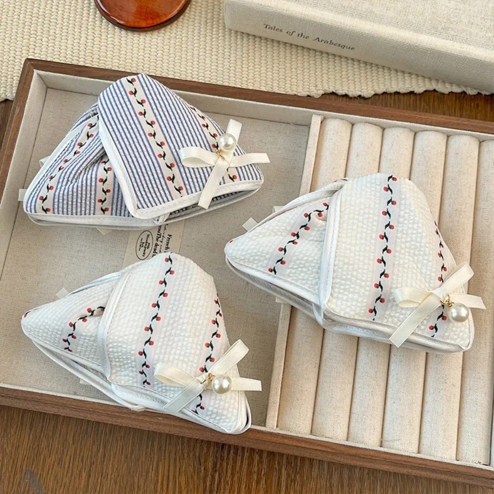 

1pc Exquisite Fashion Bract Shaped Striped Grab Clip for Women Hair Clip Back of Head Disc Hair Accessory