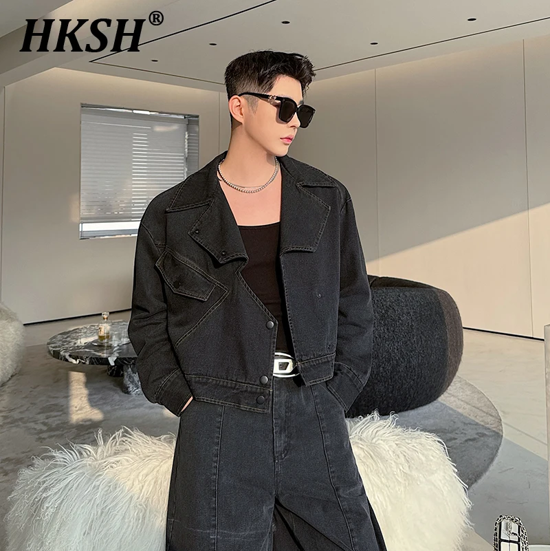 

HKSH Spring Autumn New Men's Irregular Front Slanted Pocket Open Line Retro Denim Coat Women Tide Punk Short Jacket Chic HK0108