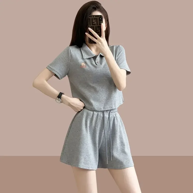 Set corto estivo per donna 2 pezzi nuovo nella tendenza dell\'abbigliamento 2024 pantaloncini donna prodotti classici In stile coreano Kit di novità