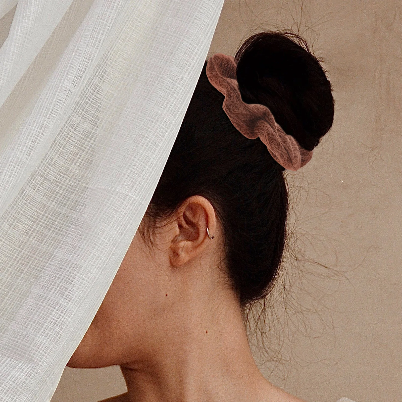 

3Pcs Women Hair Scrunchies Knit Fabric Elastic Ties Large Design Secure Hold Various Hair Types Casual Formal Athletic Use