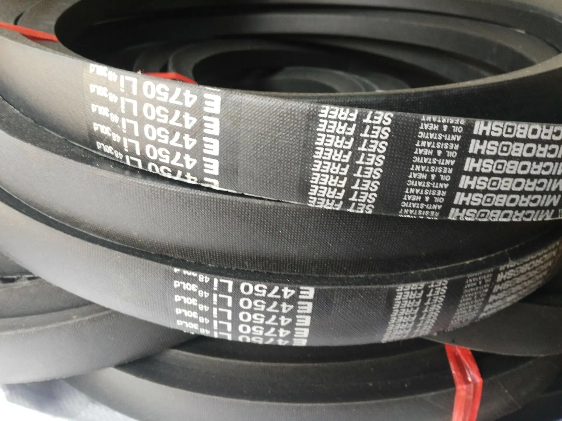 free shipping  for B2500/2515/2526/2540/2552/2565/2580/2591/2600/2616/2628/2642 belt