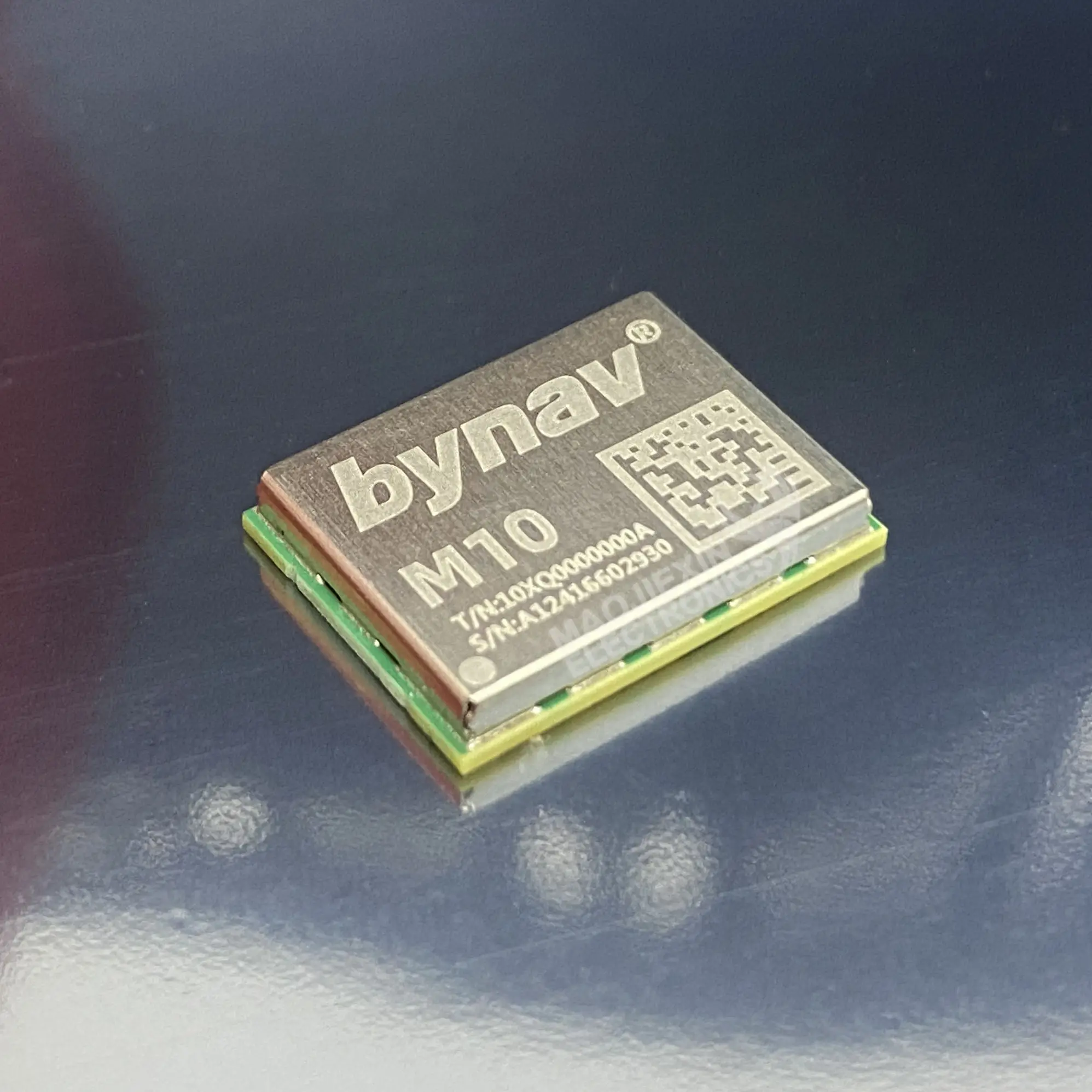Bynav M10 Gnss وحدة تحديد المواقع عالية الدقة gnss RTK وحدة gps gnss وحدة دبوس إلى دبوس UM960 للزراعة الذكية