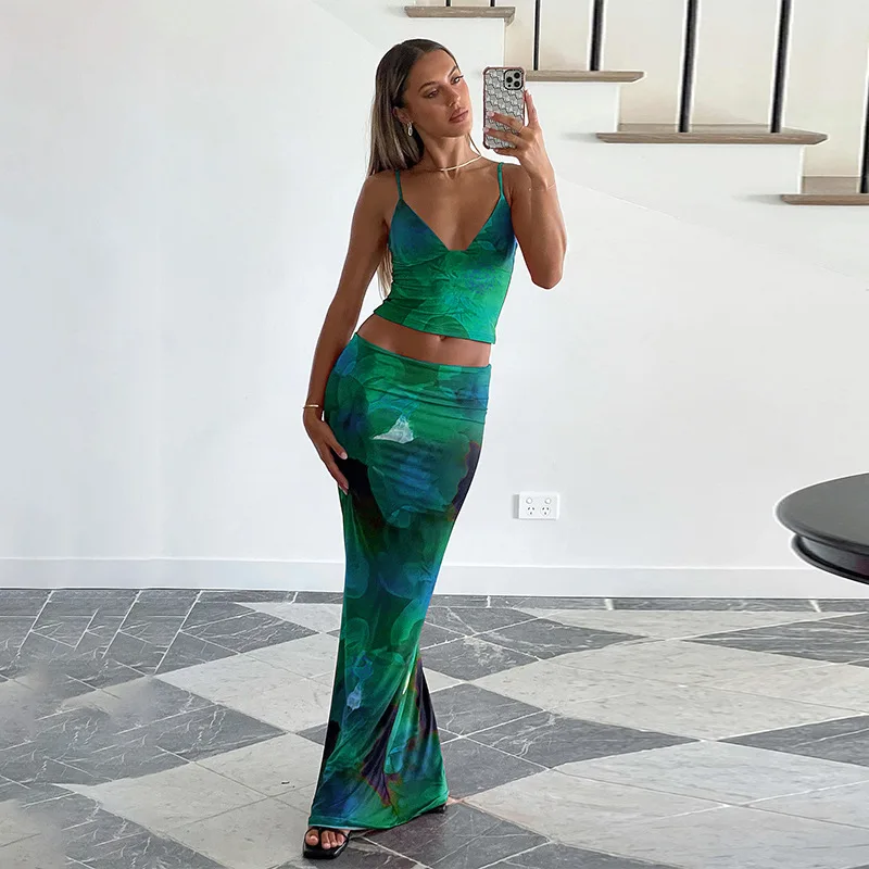 2025 Stunning Panelled Print 2 Piece Set Women Hipster Sexy Low Neck Slim Camisoles+High Waist Maxi Skirts Female Attirewear