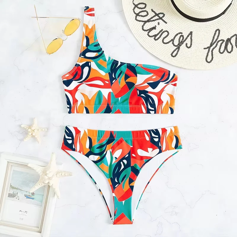2025 New Sexy Swimwear Bathing Suit Women Bikini Set One Shoulder Printed High Waist Thong Beach Swimsuit