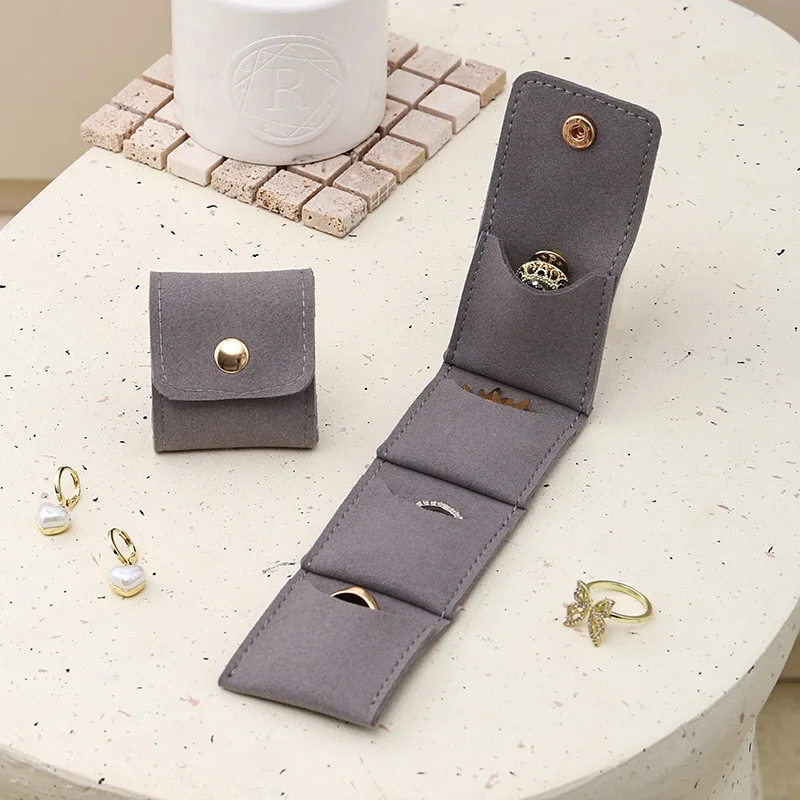 Fashion Velvet Jewelry Display Bag Container Foldable Necklace Ring Packing Bag Storage Case Earrings Organizer Jewelry Packing