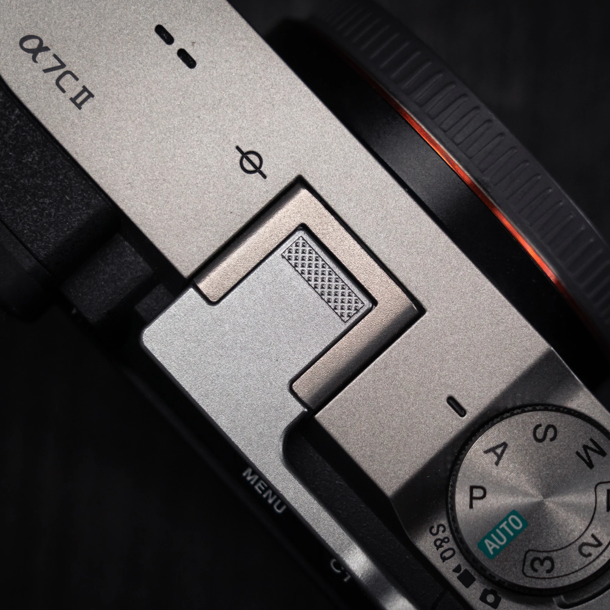 Aluminium Metall Blitzschuh Daumen-Up Blitzschuh Daumen-Up Grip für Sony A7C2 A7CR A7C Kamera Handgriff – Detail 6