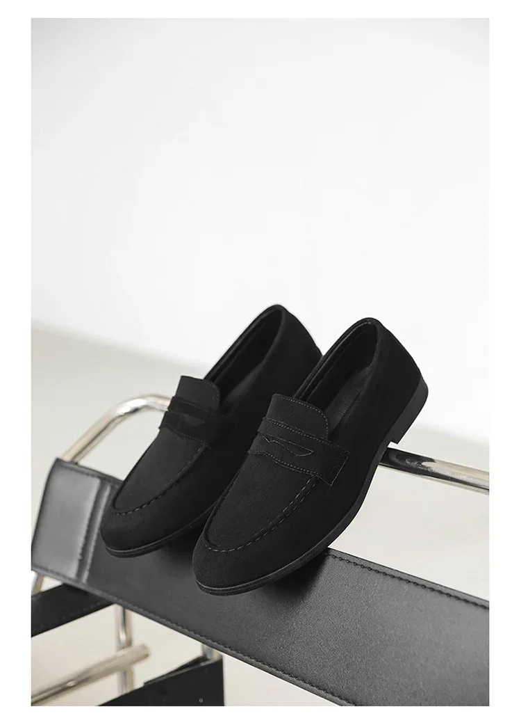 Retro Brown Men's Loafers Comfortable Suede Leather Casual Shoes Man Slip-on Shoes Flat Moccasins For Men zapatos de hombre