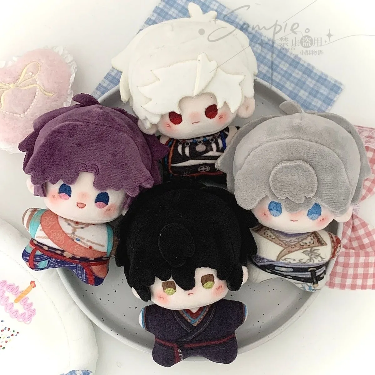 ความรักและ Deepspace Xavier ralayo Zayne Sylus ตุ๊กตา 10 ซม.Plushies ตุ๊กตาเสื้อผ้าตุ๊กตากระเป๋าจี้พวงกุญแจอะนิเมะรูปของเล่นสําหรับ