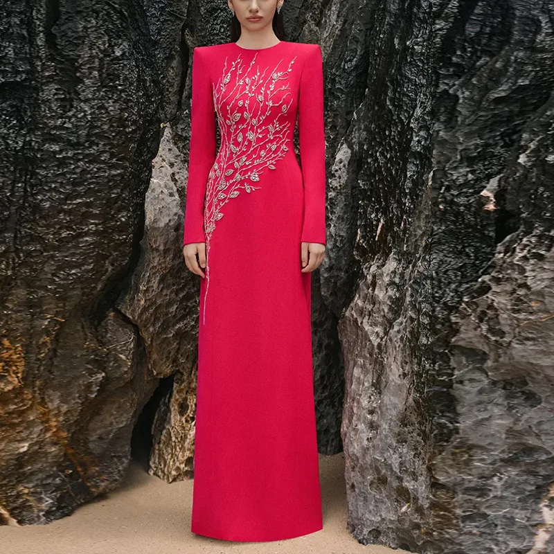 

Spot Goods European and American Celebrity Evening Gowns 2025 New Heavy Beaded Rhinestone Slim Fit Long Dress