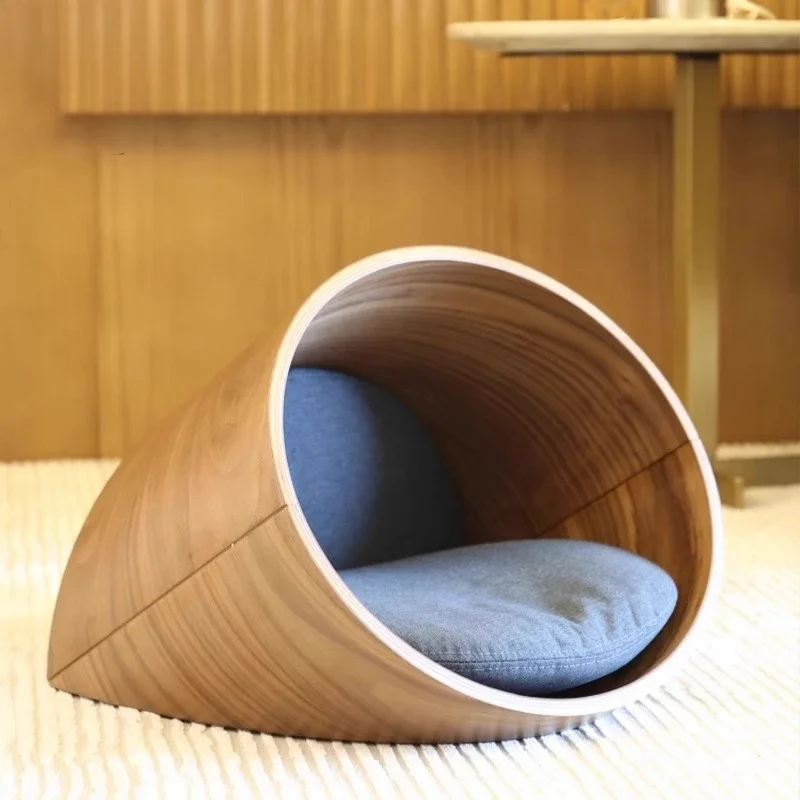 Semi-enclosed, toy cat house all-season pet nest