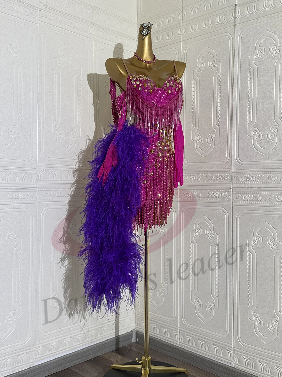 

Latin Dancers, Adults, Children, High-End Customized Plush Dresses, Precisely AB Diamond Performance Dresses