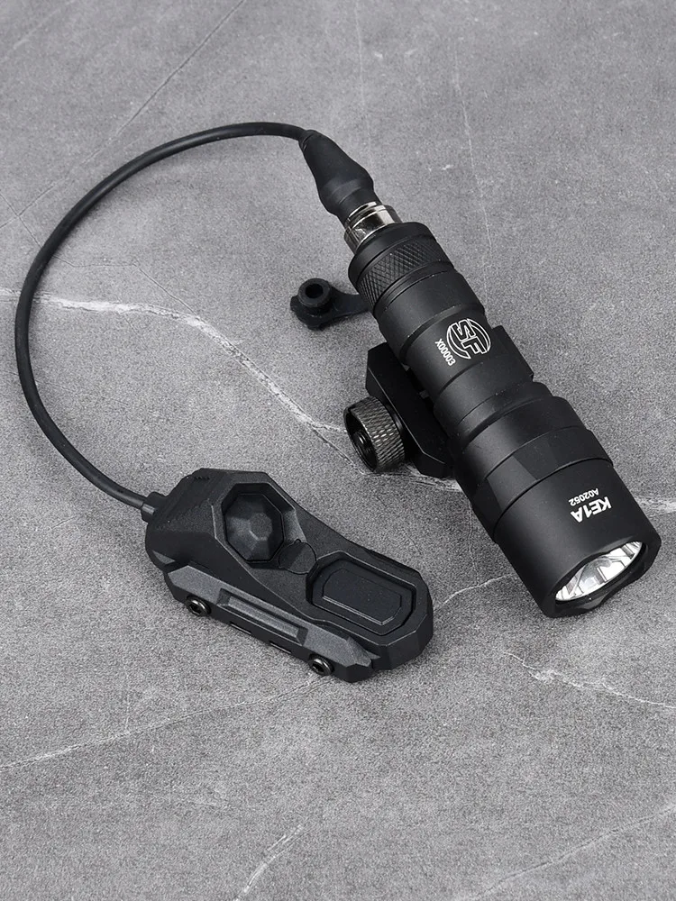 Trefzekere PEQ15 M300/M600 Zaklamp met AXON Dual Functie Afstandsbediening Drukschakelaar voor 20mm Rail Jacht Tactical Airsoft licht - afbeelding 2