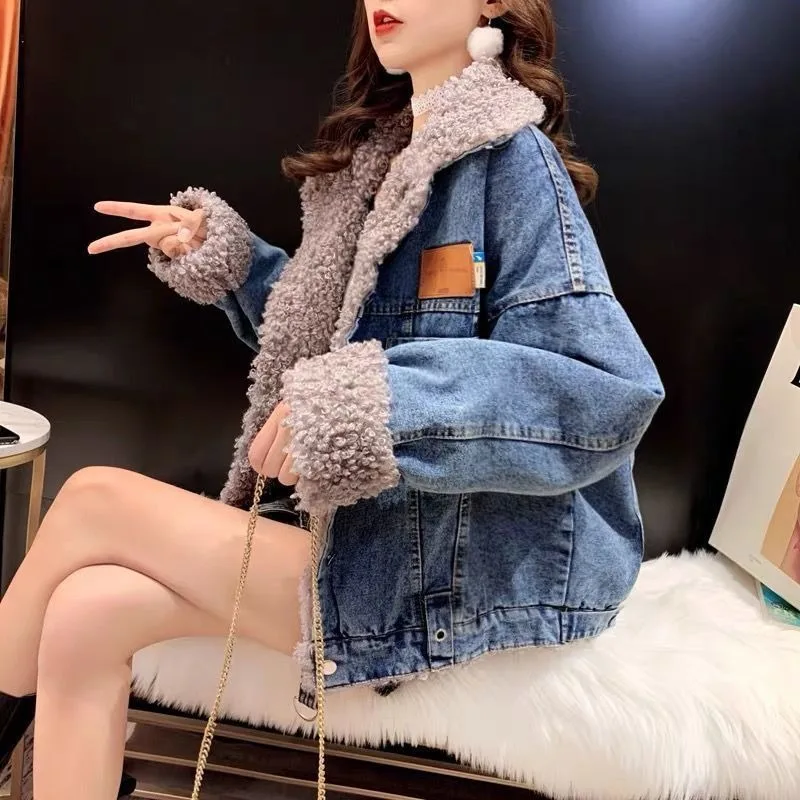 

Women's Autumn Winter Fried Street Lambswool Cowboy Coat Korean Loose Warm Women's Denim Jacket Plus Velvet Overcoat Female