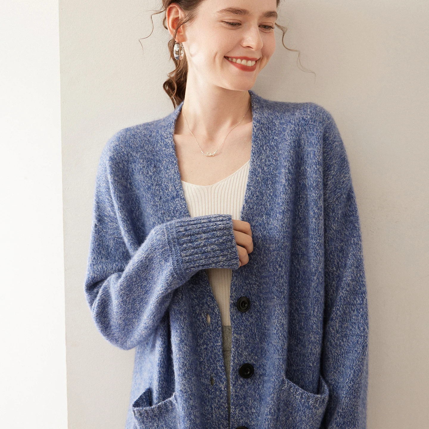 High Quality Women\'s Cardigan 100% Cashmere Sweater V-Neck Large Size Cardigans Autumn Winter Lady Casual Solid Knit Jacket Top